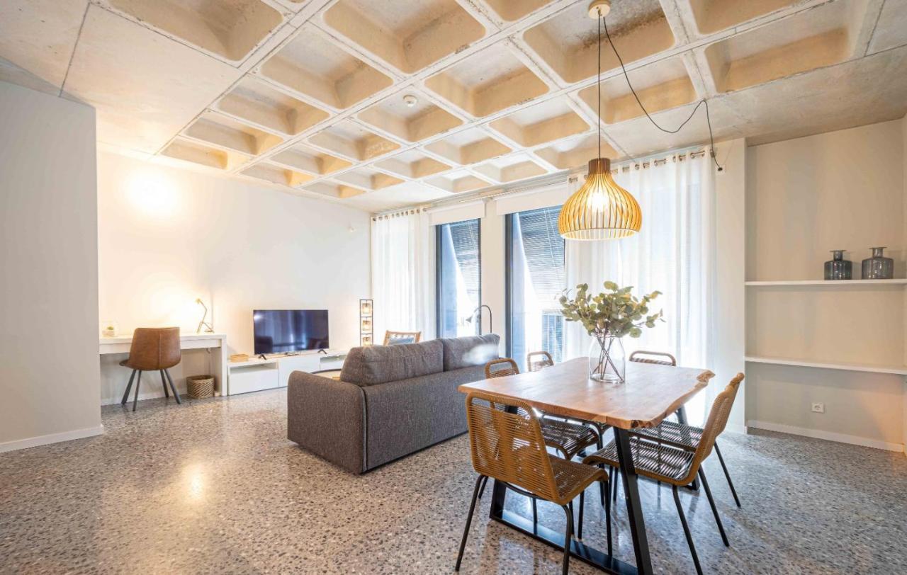 Barcelona Touch Apartments - Rosich L'Hospitalet de Llobregat Esterno foto