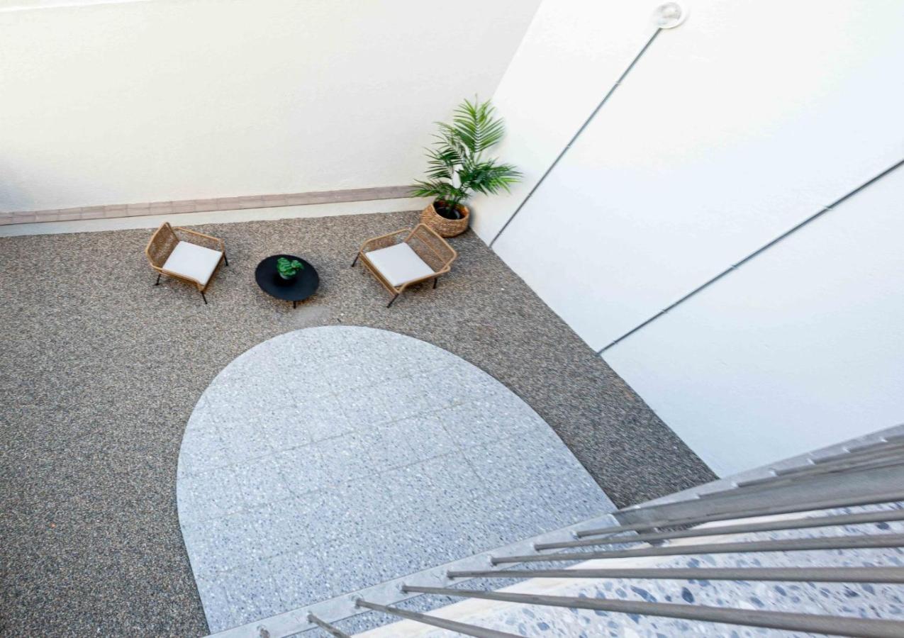 Barcelona Touch Apartments - Rosich L'Hospitalet de Llobregat Esterno foto