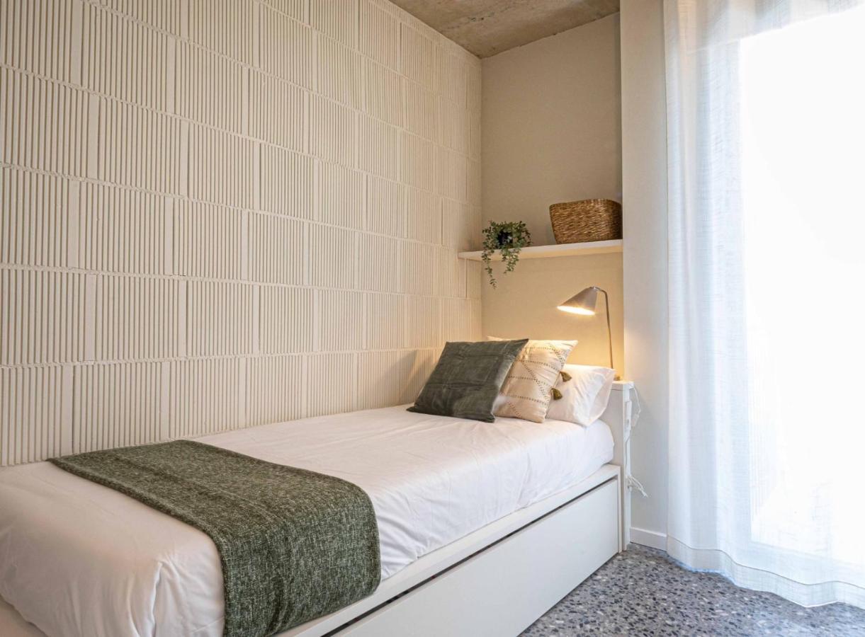 Barcelona Touch Apartments - Rosich L'Hospitalet de Llobregat Esterno foto