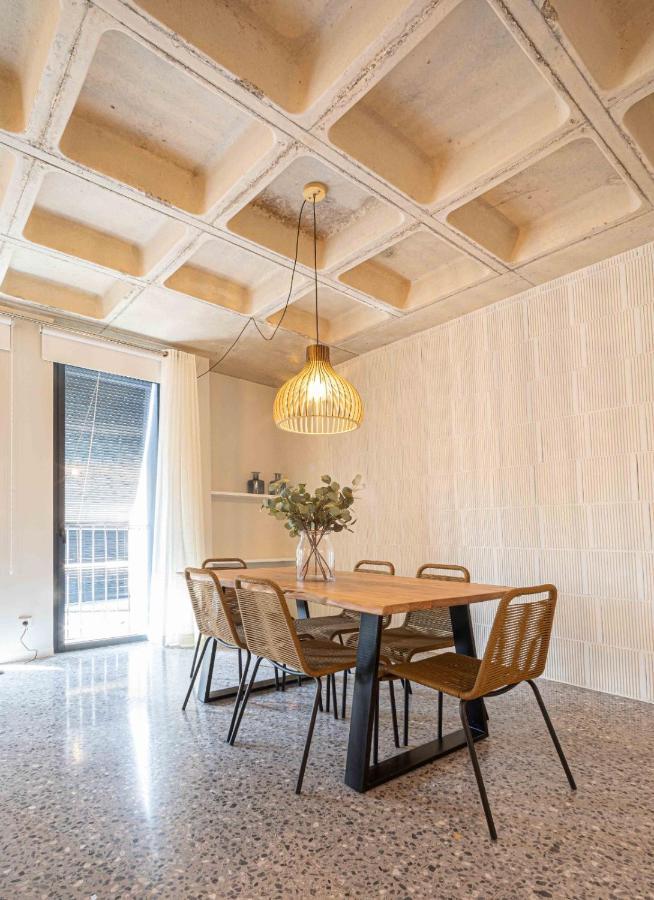 Barcelona Touch Apartments - Rosich L'Hospitalet de Llobregat Esterno foto