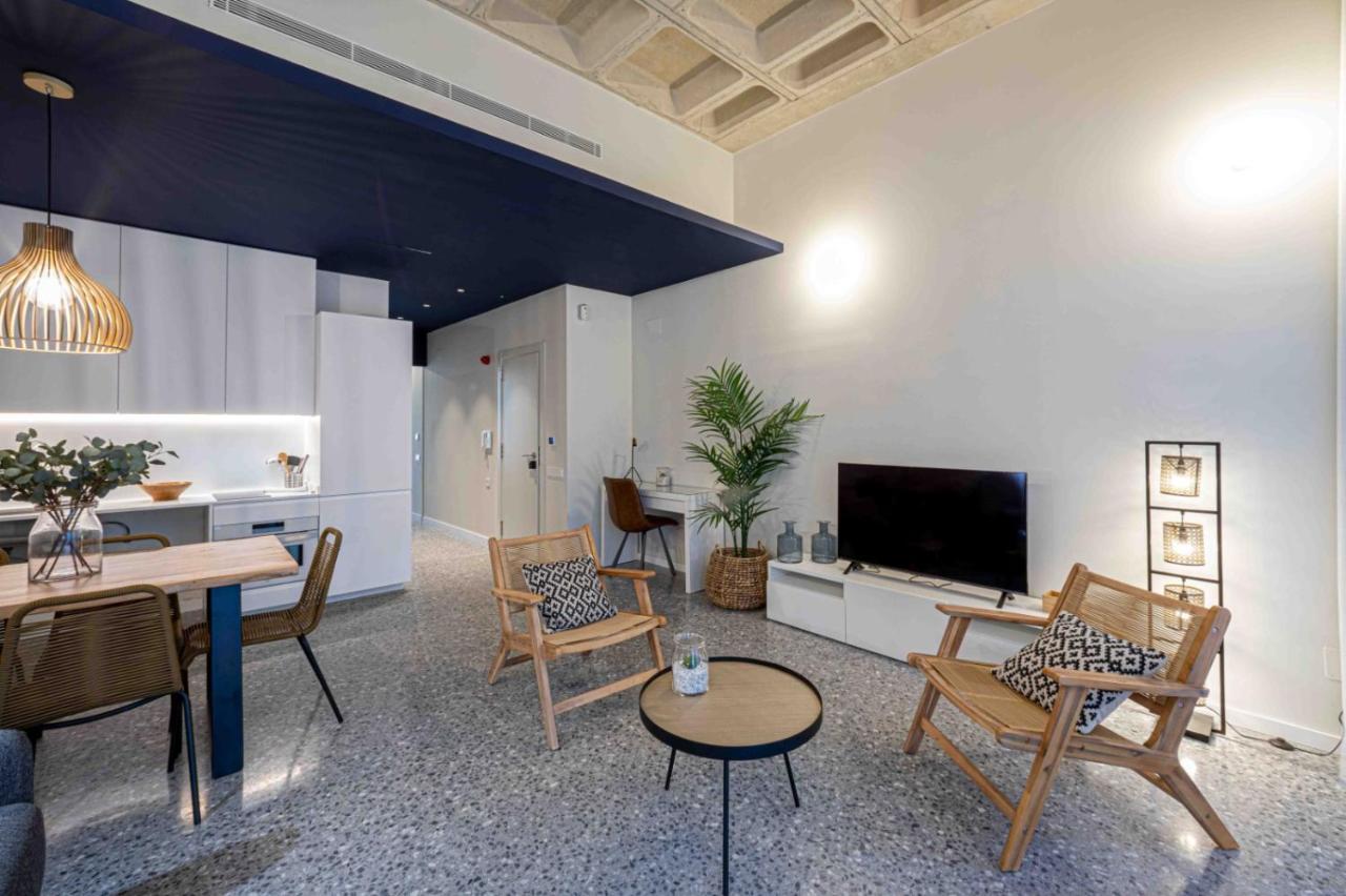 Barcelona Touch Apartments - Rosich L'Hospitalet de Llobregat Esterno foto