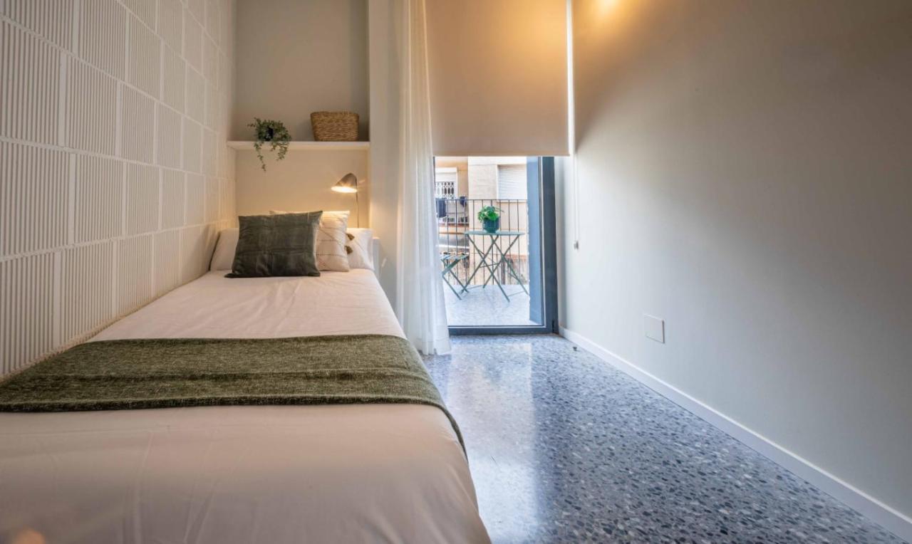 Barcelona Touch Apartments - Rosich L'Hospitalet de Llobregat Esterno foto