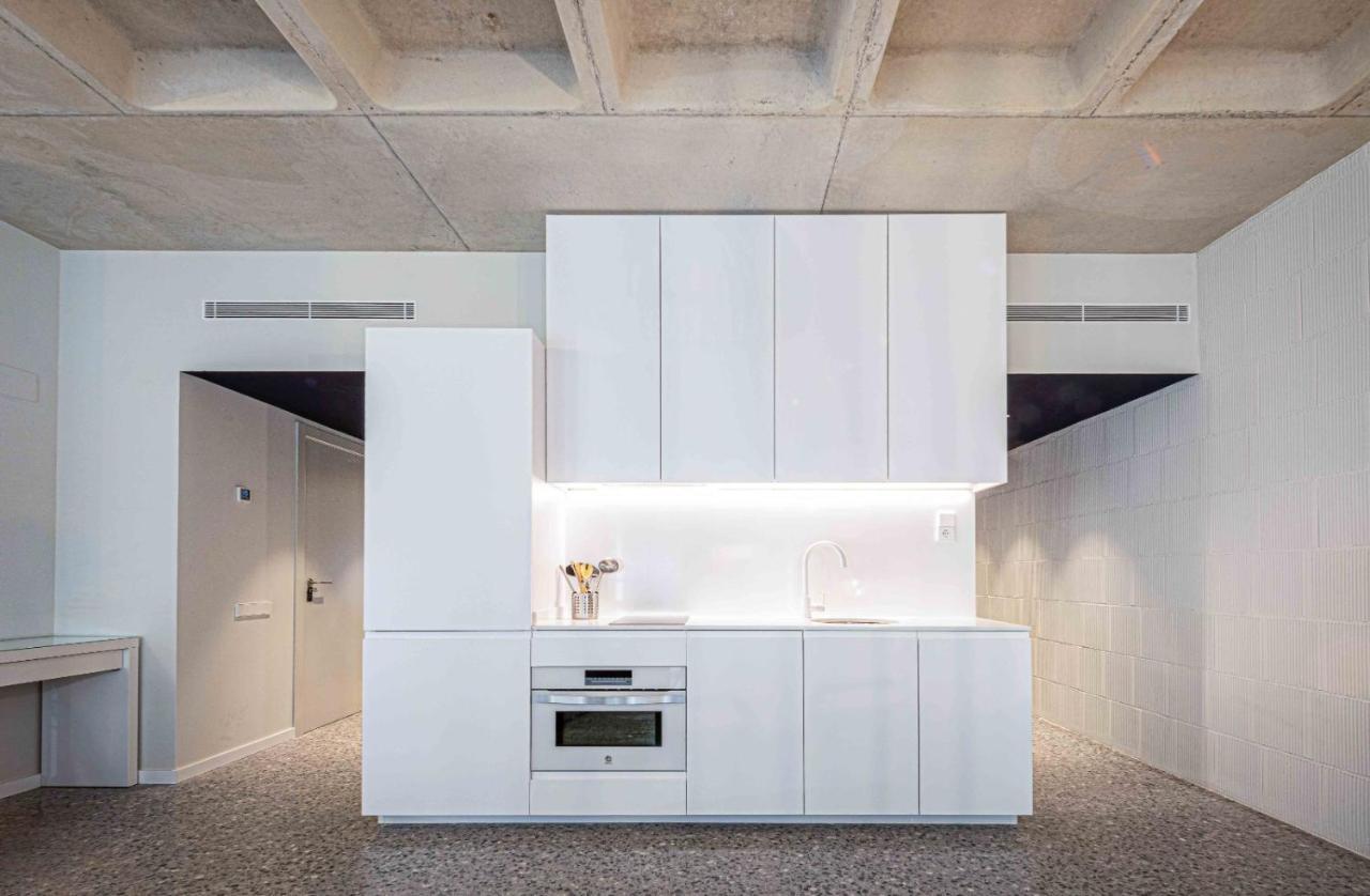 Barcelona Touch Apartments - Rosich L'Hospitalet de Llobregat Esterno foto