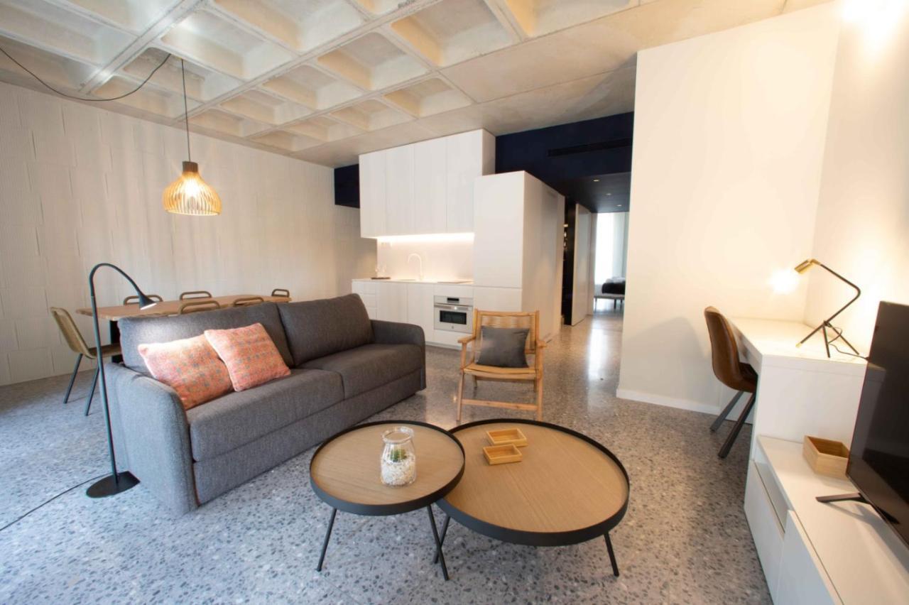 Barcelona Touch Apartments - Rosich L'Hospitalet de Llobregat Esterno foto