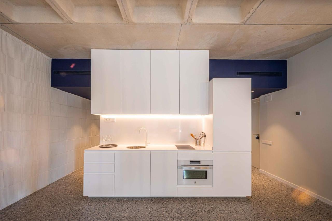 Barcelona Touch Apartments - Rosich L'Hospitalet de Llobregat Esterno foto