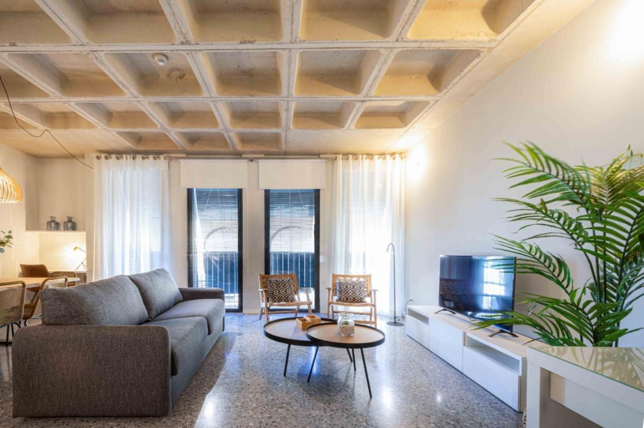 Barcelona Touch Apartments - Rosich L'Hospitalet de Llobregat Esterno foto