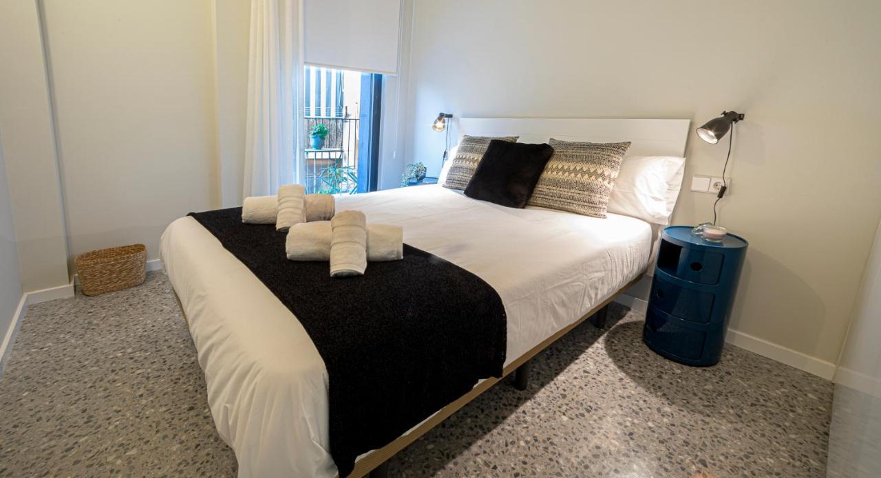 Barcelona Touch Apartments - Rosich L'Hospitalet de Llobregat Esterno foto